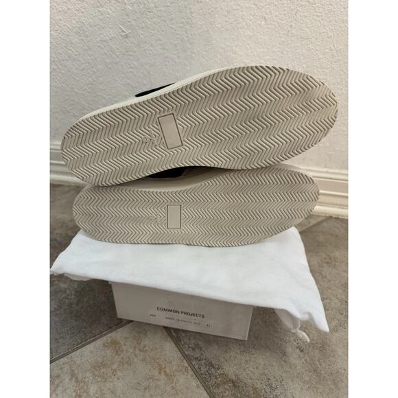 BRAND NEW COMMON PROJECTS DECADES LOW 2330 BLACK/OFF WHITE main image 4